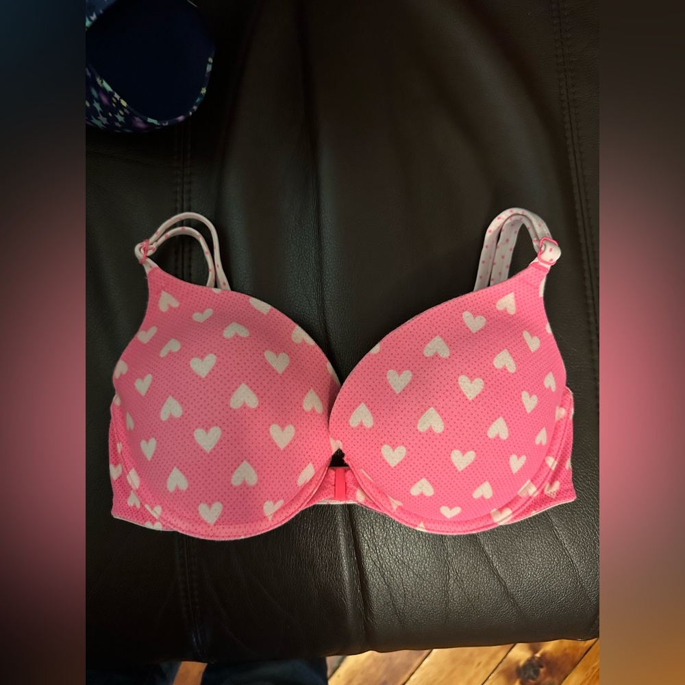 VS Bra